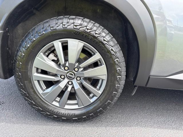 Used 2023 Nissan Pathfinder SV AWD/4WD image 28
