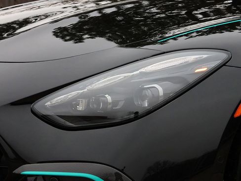 Used 2025 Mercedes-Benz AMG GT 63 image 18