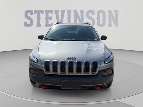 Used 2015 Jeep Cherokee Trailhawk w/ Comfort/Convenience Group AWD/4WD image 8