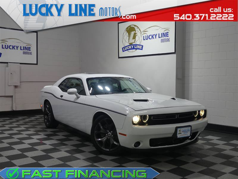 Used 2018 Dodge Challenger SXT Plus RWD image 1
