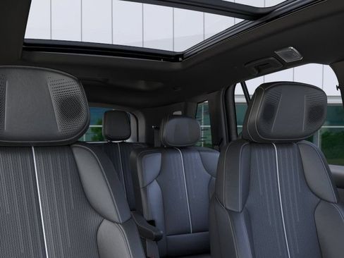 Used 2026 Cadillac Vistiq Sport w/ LPO, Floor Liner Package AWD/4WD image 48
