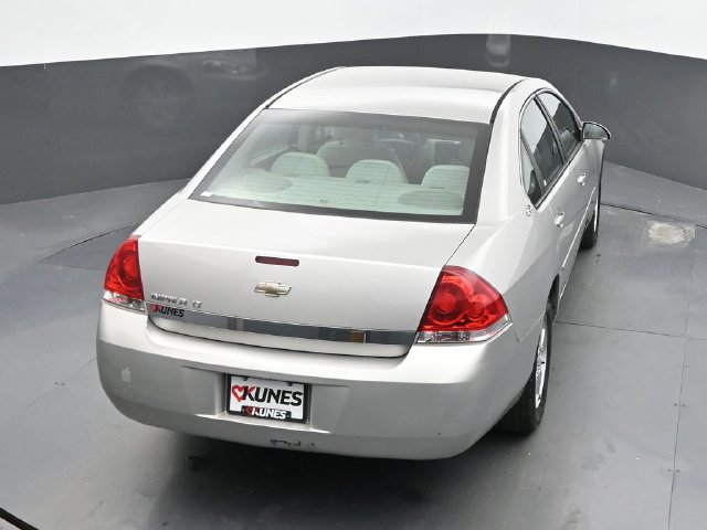 Used 2008 Chevrolet Impala LT FWD image 27