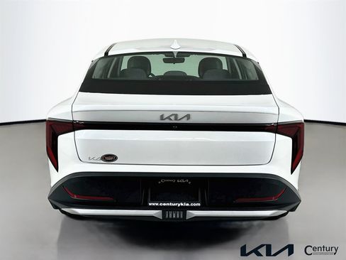 Certified 2025 Kia K4 EX FWD image 6