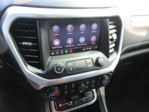 Used 2021 GMC Acadia SLE w/ Driver Convenience Package FWD image 26