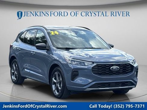 Used 2024 Ford Escape ST-Line w/ Tech Pack #1 FWD image 1