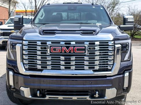Used 2025 GMC Sierra 2500 Denali w/ Denali Reserve Package AWD/4WD image 7