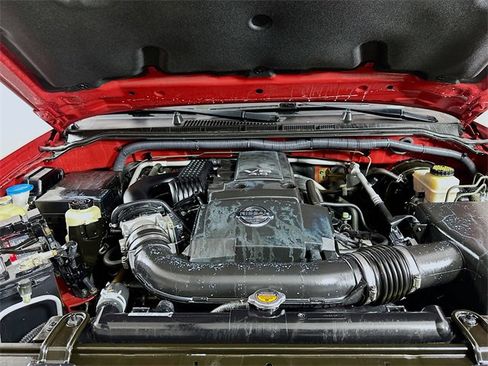 Used 2016 Nissan Frontier PRO-4X w/ Pro-4x Luxury Package image 31