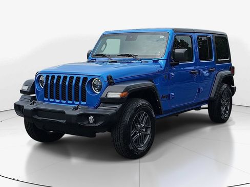 Used 2024 Jeep Wrangler Unlimited Sport AWD/4WD image 11