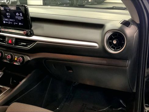 Used 2023 Kia Forte LXS image 17