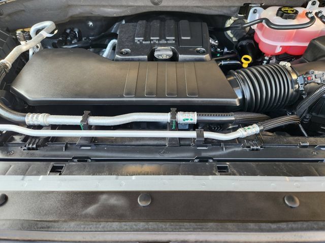 Used 2025 Chevrolet Silverado 1500 Custom RWD image 31