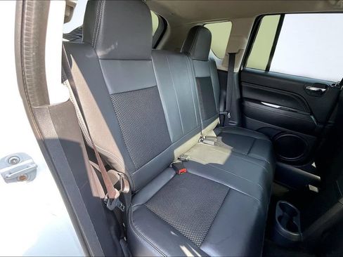 Used 2014 Jeep Compass Latitude w/ Sun/Sound Group FWD image 24