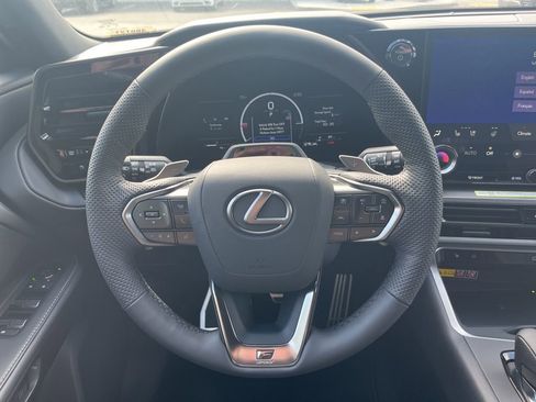 New 2026 Lexus TX 500h AWD image 24