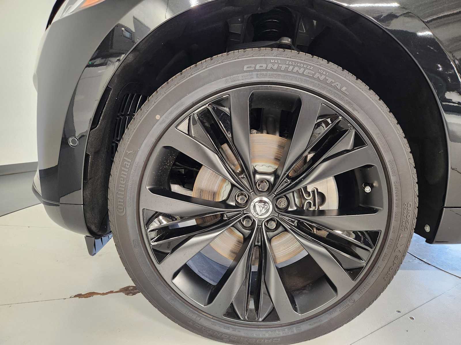 New 2026 Jaguar F-PACE R-Dynamic S AWD/4WD image 8