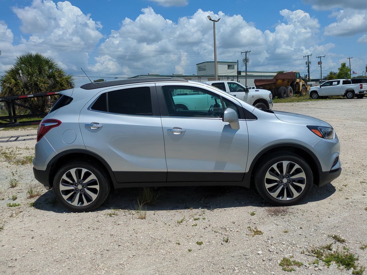 Used 2022 Buick Encore Preferred w/ Safety Package AWD/4WD image 3