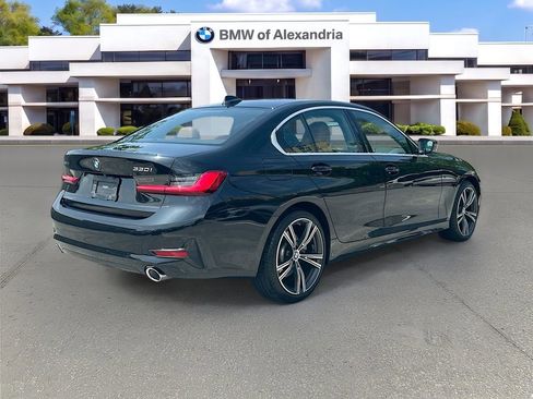 Used 2020 BMW 330i xDrive Sedan w/ Premium Package AWD/4WD image 7