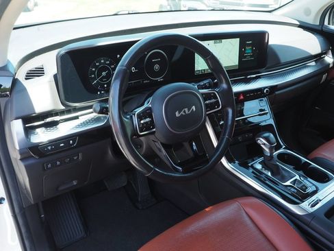 Used 2024 Kia Carnival SX Prestige FWD image 12