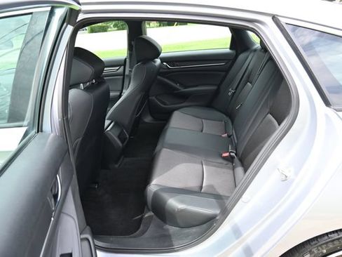 Used 2018 Honda Accord Sport image 24