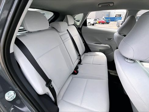 Used 2025 Hyundai Kona SEL image 18