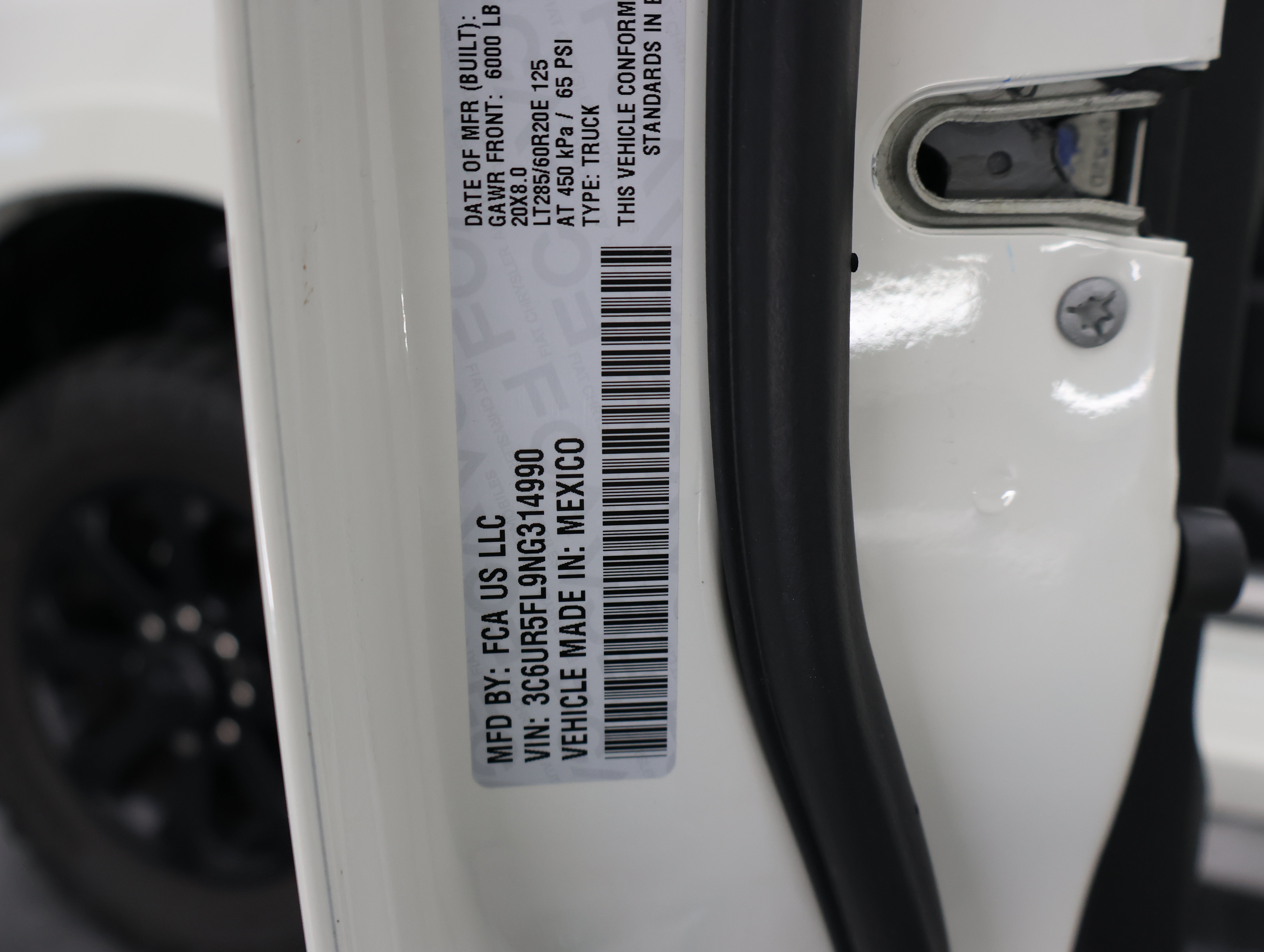 Used 2022 RAM 2500 Laramie w/ Night Edition AWD/4WD image 82