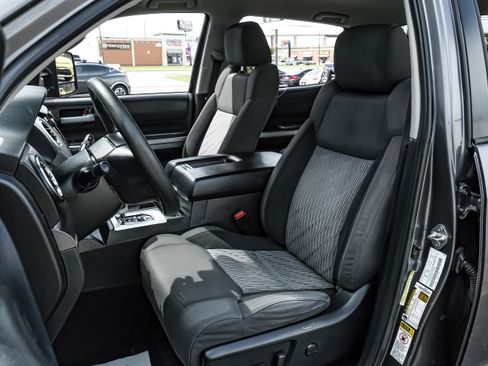 Used 2014 Toyota Tundra SR5 w/ TRD Off Road Package image 26