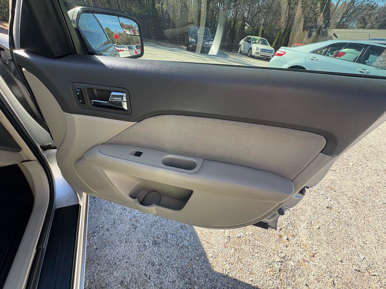 Used 2011 Ford Fusion S FWD image 16