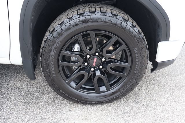 Used 2023 GMC Sierra 1500 Elevation w/ X31 Off-Road Package AWD/4WD image 11