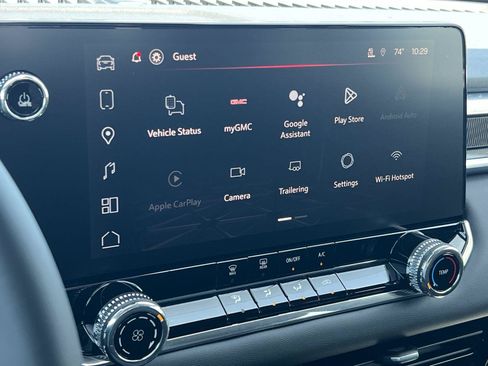New 2026 GMC Canyon Elevation w/ Technology Package AWD/4WD image 16