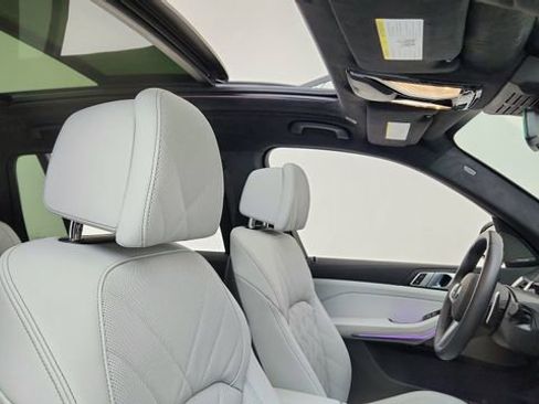 Used 2026 BMW X7 xDrive40i image 22