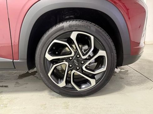 Certified 2025 Chevrolet Trax RS w/ Driver Confidence Package image 28