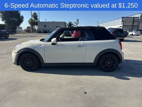 Used 2017 MINI Cooper S image 2
