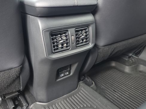 Used 2023 Toyota RAV4 XLE Premium AWD/4WD image 17