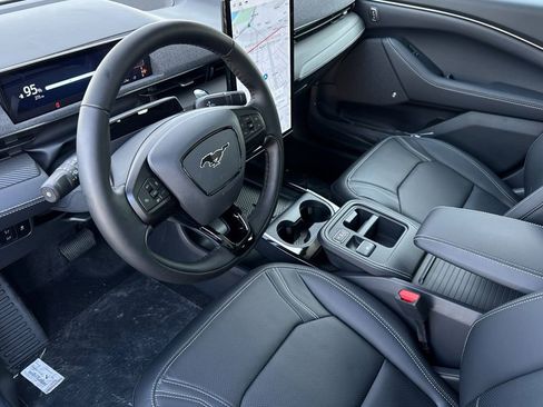 New 2025 Ford Mustang Mach-E Premium image 7