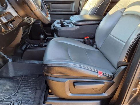 Used 2024 RAM 3500 Tradesman image 22