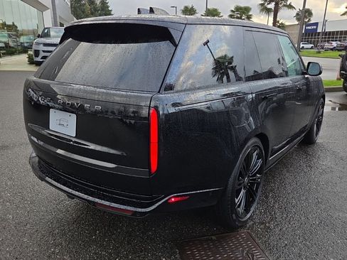 New 2025 Land Rover Range Rover SE image 7