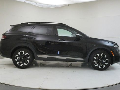 Used 2023 Kia Sportage X-Line image 9