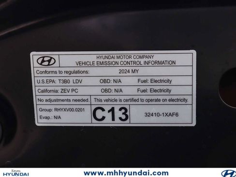 Used 2024 Hyundai Ioniq 6 SE RWD image 25