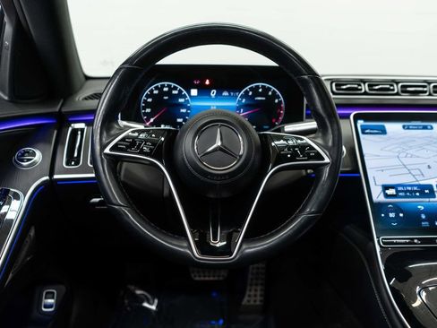 Used 2022 Mercedes-Benz S 500 4MATIC w/ AMG Line Package image 20