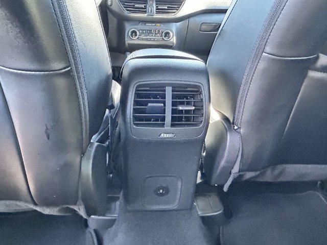 Used 2025 Ford Escape ST-Line Select AWD/4WD image 16