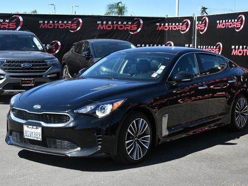 Used 2019 Kia Stinger RWD image 3