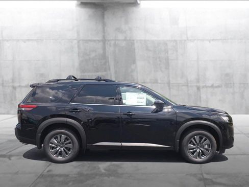 New 2026 Nissan Pathfinder SV AWD/4WD image 5