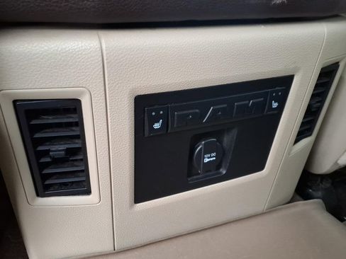 Used 2016 RAM 1500 Laramie w/ Convenience Group image 13