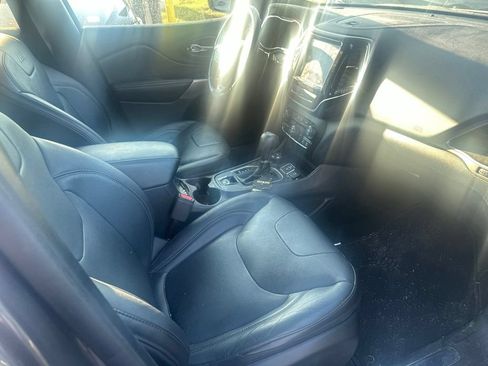 Used 2020 Jeep Cherokee High Altitude AWD/4WD image 22