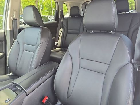 Certified 2026 Nissan Rogue SL FWD image 22