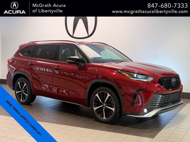 Used 2021 Toyota Highlander XSE AWD/4WD image 1