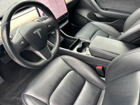 Used 2018 Tesla Model 3 Long Range image 11
