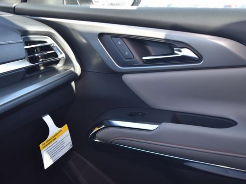 New 2026 Chevrolet Traverse LT w/ Driver Confidence Package image 19