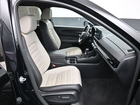 Used 2024 Honda CR-V Sport Touring image 25
