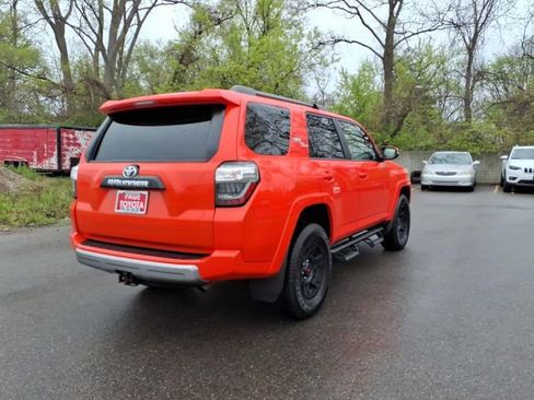 Certified 2024 Toyota 4Runner TRD Off-Road Premium w/ Off Road Premium Plus Package AWD/4WD image 8
