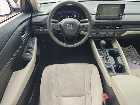 Used 2024 Honda Accord EX image 12