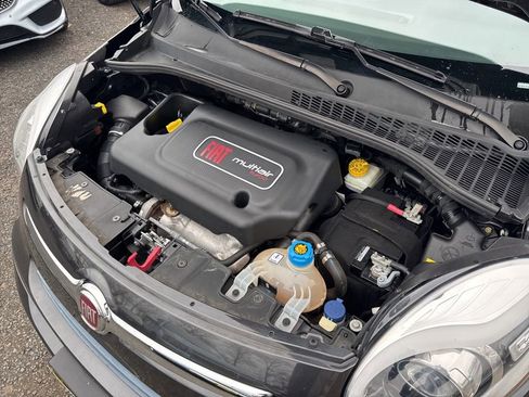 Used 2016 FIAT 500L Lounge image 45